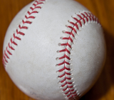 Бейсбольный мяч фото